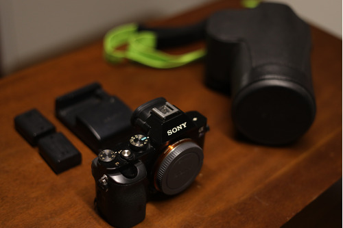 Camera Sony A7s + Case Original Sony + Alça Crumpler