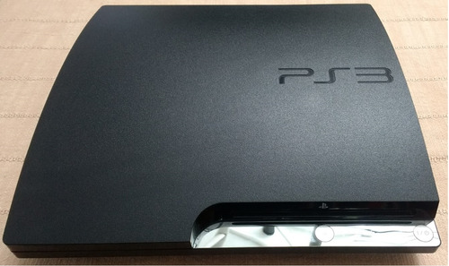 Sony Playstation 3 Slim 160 Gbytes + 2 Controles + 8 Juegos.