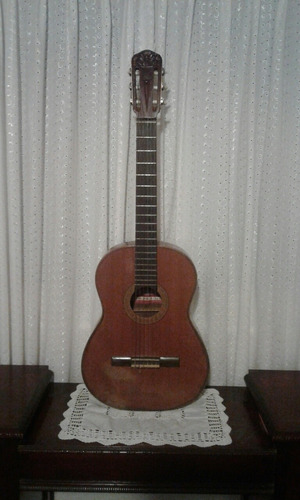 Guitarra Criolla De Concierto . Merlino . Leer !