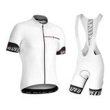 El Maillot De Bicicleta Blanco Puro Absorbe El Sudor