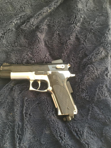 Pistola Airsoft Colt