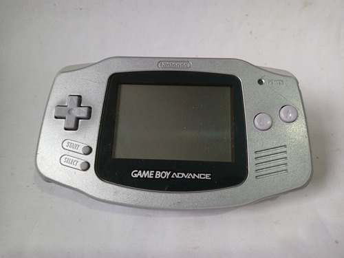 Consola Game Boy Advance Plateada Sin Tapa De Pilas Gba