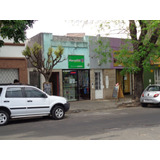 Alquilada. Casa Con Cochera Y Local Comercial. Ideal Inversionistas.