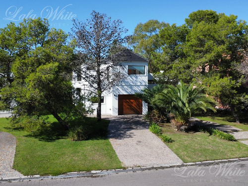 Casa En Venta En Saint Thomas Este, Canning - Imagen 2
