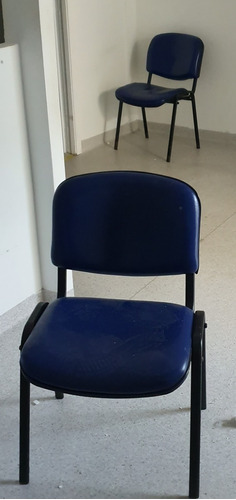 Cadeira Estofada De Recepção