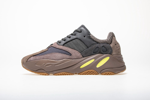 Yeezy Boost  700 Mauve Leia A Descrição