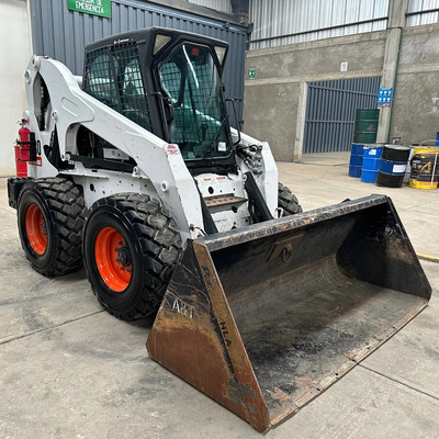 Minicargador Bobcat S330 Año 2010 | MercadoLibre
