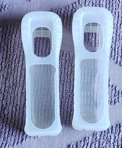 2 Fundas Wii Remote Originales (0424)