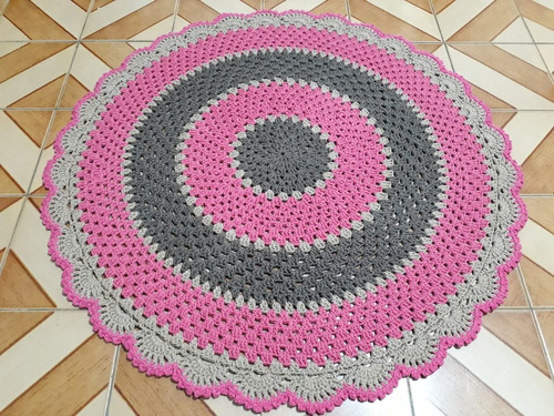 Tapete Redondo Em Croche Pink Com Marrom 87cm