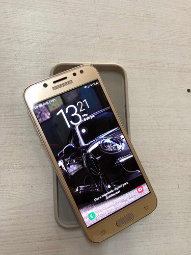 Celular Samsung J5 Pro Dourado