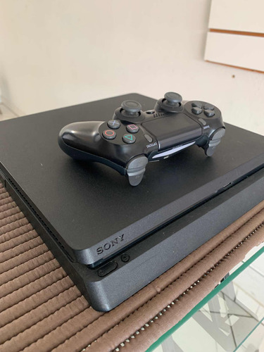 Sony Ps4 Slim 500gb ( 1 Controle 2 Jogos Físicos )