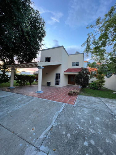 Casa En Residencial Campestre, Cancun, Q. Roo. - Imagen 2