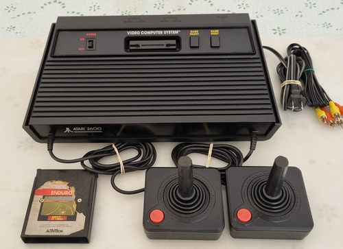 Atari 2600 Completo Av + 2 Controles + 1 Jogo Original.