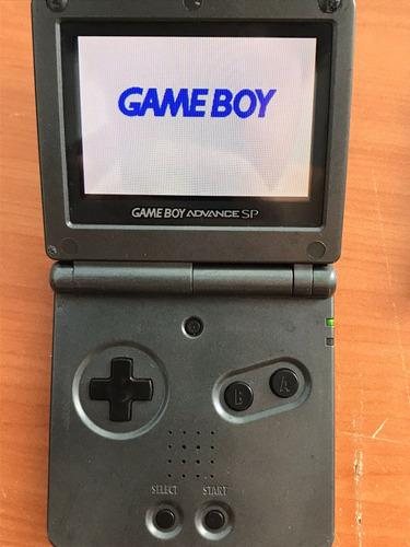 Game Boy Advance Sp, 5 Juegos Y 2 Cargadores