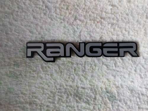 Emblema Insignia Ford Ranger Lateral Compuerta  Foto 4