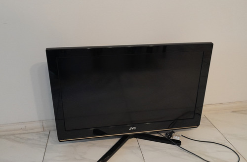 Televisión Jvc  32 Led Pantalla Plana,  Usada Funcionando