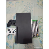 Xbox Séries X + 5 Jogos + 2 Controles