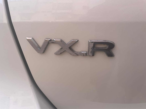 Emblema Vrx Toyota Hilux Fortuner Land Cruiser Dubai Foto 2