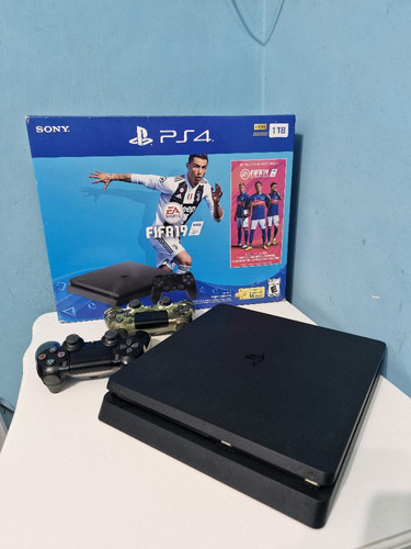 Play Station 4 Slim 1 T