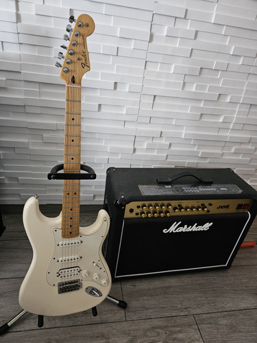 Fender Mexico Standard Stratocaster Hss. Marshall EpiPhone 