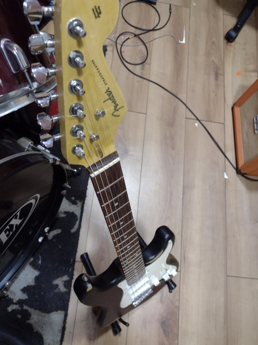 Guitarra Electrica Stratocaster 