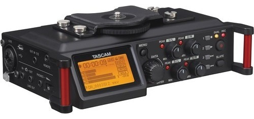 Gravador Tascam Dr-70d 6 Entradas / 4 Trilhas Com Microfones