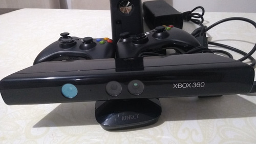 Microsoft Xbox 360 + Kinect Slim 250gb + 1 Controle Sem Fio + 2 Jogos Em Mídia Física Dvd (kinect Adventure + Kinect Sports)