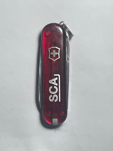 Canivete Suíço Victorinox Classic Usado Vermelho Translucido