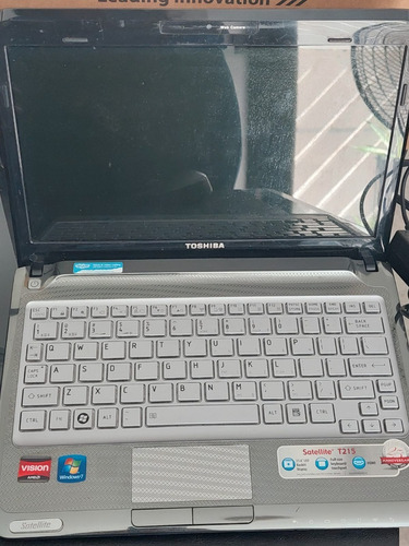 Notebook Toshiba Satellite T215d-s1150