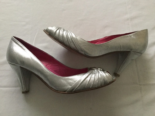Sale! Her's. Zapatos Plateados. Talle 39 (con Detalle) #vc