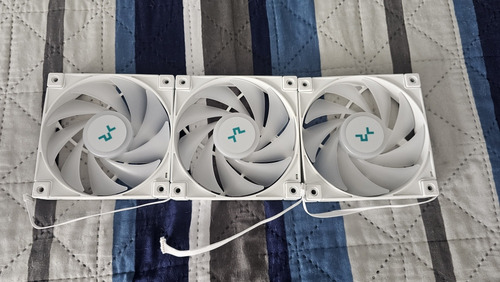 Ventiladores Rgb Deepcool 120mm Color Blanco 