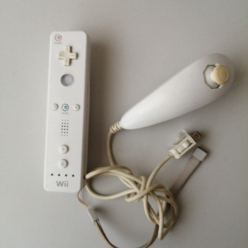 Control Wiimote + Nunchuck Originales Nintendo Blancos Usado