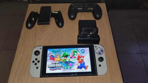 Nintendo Switch Desbl 64gb Edição Super Nintendo 