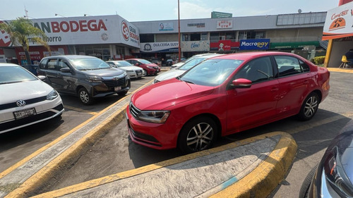 Oportunidad Vendo Jetta Conforline Unico Dueño