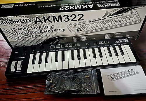 Controlador Teclado Midi Midiplus Akm322