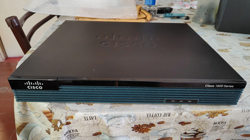 Router Cisco 1921 / K9 Excelente Estado