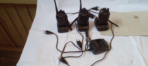 Radio Comunicador 3 Peças Completa + Uma Bateria