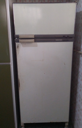 Refrigerador Brastemp 440 Litros Frost Free Duplex - Defeito