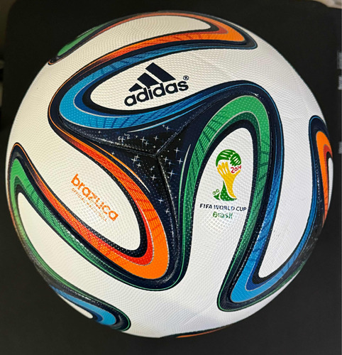 Pelota adidas Brazuca Mundial Brasil 2014 Oficial