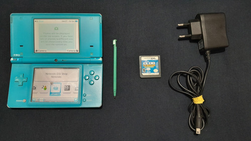 Console Nintendo Dsi Azul + Stylus + Carregador + 1 Jogo