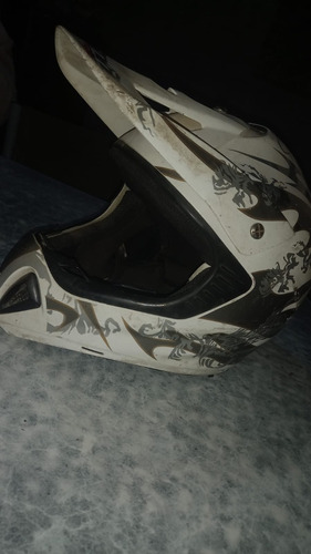 Casco De Enduro Usado En Buenas Condiciones 