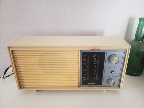 Radio Antigua Philips