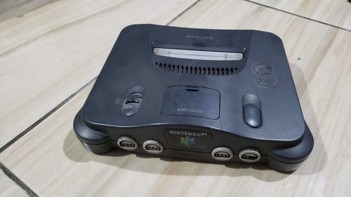 Nintendo 64 Americano Cinza Só O Aparelho Sem Nada. Liga Sem Imagem. N1