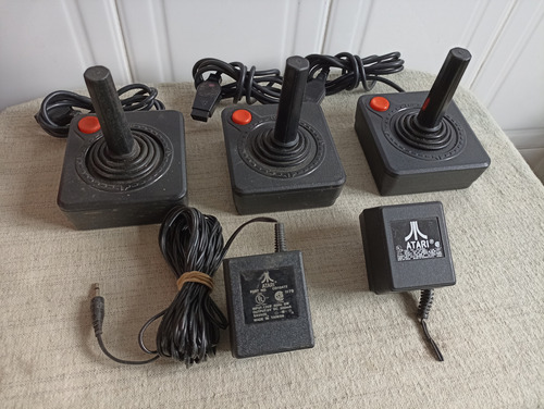 Lote Accesorios Atari 2600 Originales Para Reparar/refaccion