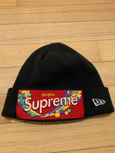 Gorro New Era X Supreme