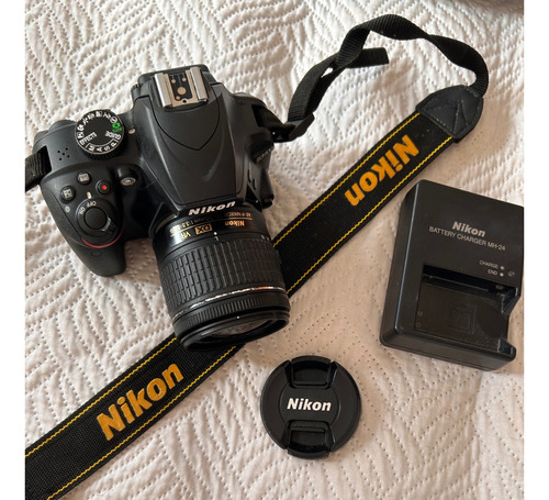  Nikon D3400 Color  Negro Muy Nueva