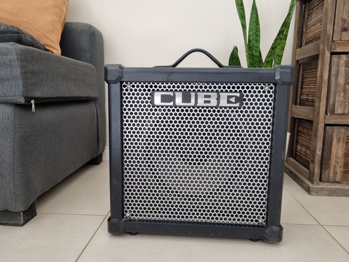 Amplificador Roland Cube 40gx Cosm 40w Con Efectos