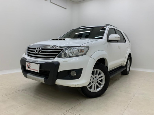 TOYOTA HILUX SW4 SRV D4-D 4X4 3.0 TDI DIES. AUT 2015/201...