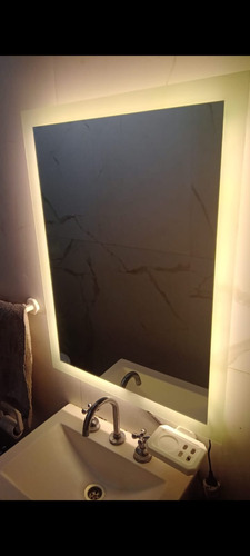 Espejo Con Luz Led 80 X 60 Cm Para Baño. Con Guarda Esmerila