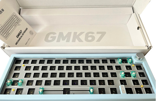 Teclado Mecánico Gmk 67 Solo Base